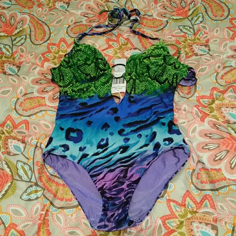Bathing suit